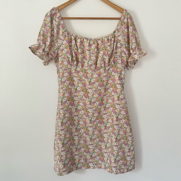 Pink Lily Dresses & Skirts - Pink Lily Floral Short Sleeve Mini Dress